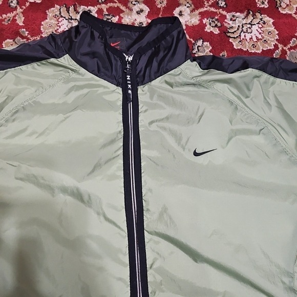 Vintage 90s Nike Windbreaker Jacket Olive Green Men's XL Spell Out - Picture 2 of 8